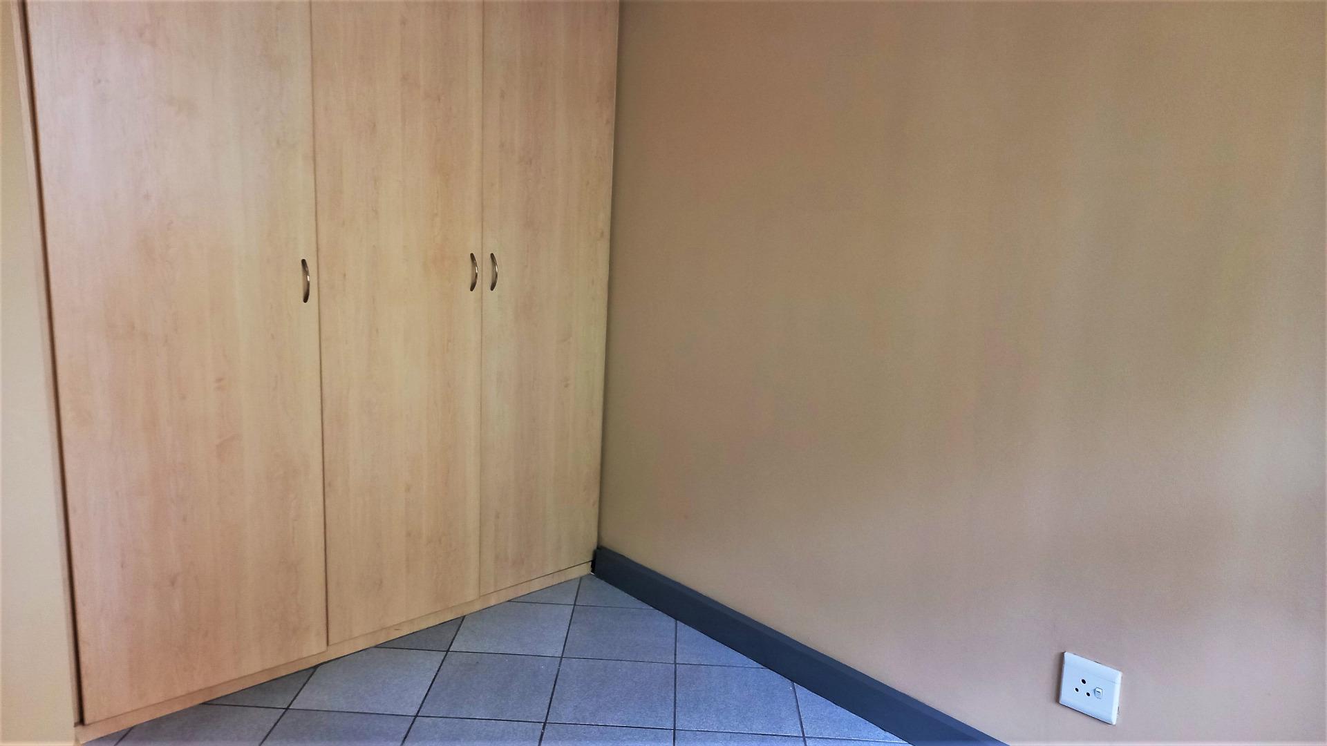 517142_Oxford_Mews_205_-_004.jpg