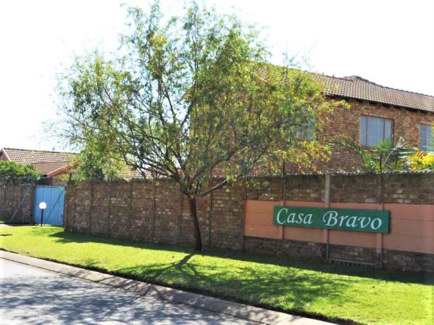 592469_Casa_Bravo_37_-_015.jpg
