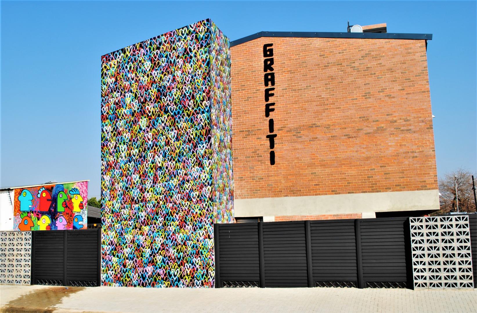 740560_Graffiti_1_-_01.JPG